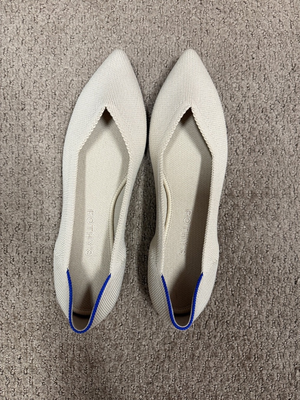 Rothy's Pointed Knit Ballet Flat in Oatmeal with Blue Accent